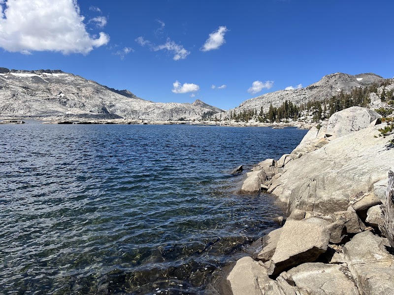 Serene Wilderness at Lake Aloha in California’s Sierra Nevada surrounding landscape
