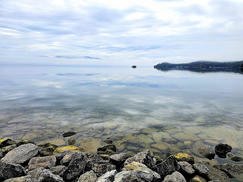 Scenic Waterfront Escape at West Shore / Flathead Lake State Park, Montana surrounding landscape