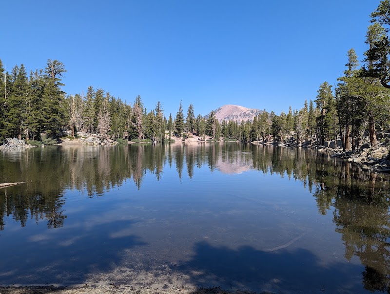 Scenic Hiking at TJ Lake Loop Trailhead Near Mammoth Lakes - TJ Lake Loop Trailhead