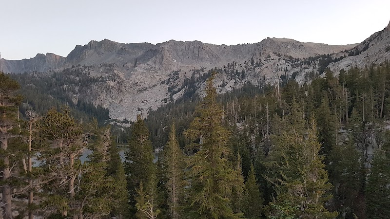 Scenic Hiking at TJ Lake Loop Trailhead Near Mammoth Lakes - TJ Lake Loop Trailhead