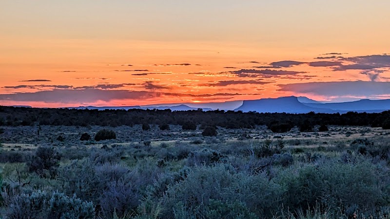 Scenic Drive and Natural Wonders along Highway 261, Utah - Highway 261