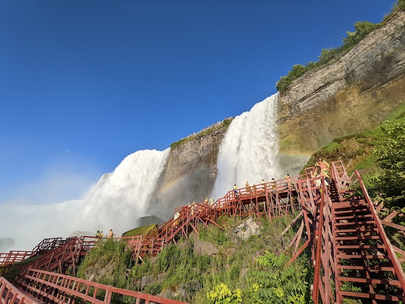 Majestic Waterfalls of Niagara Falls State Park, New York - Niagara Falls State Park