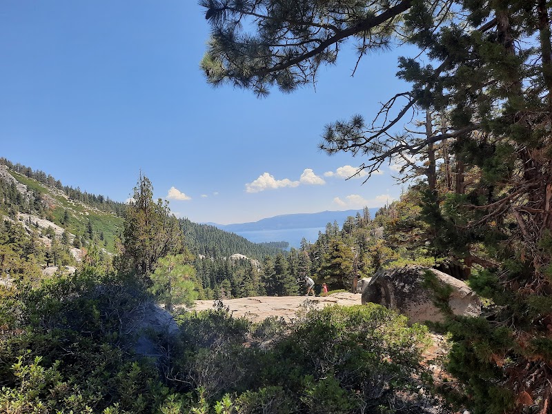 Scenic Hiking at Cascade Lake Trail near South Lake Tahoe - cascade lake trail