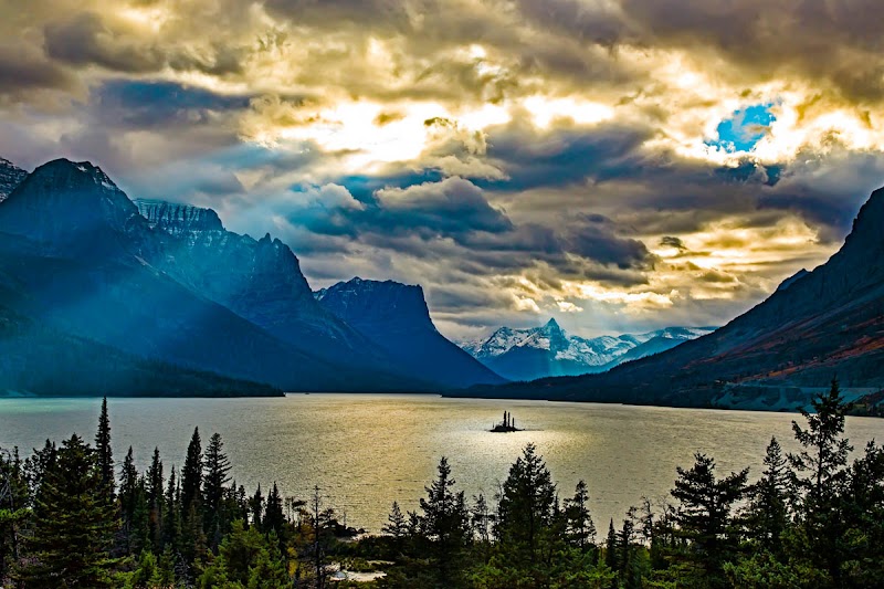 Glacier National Park’s Wild Goose Island: Stunning Lake & Mountain Views - Wild Goose Island