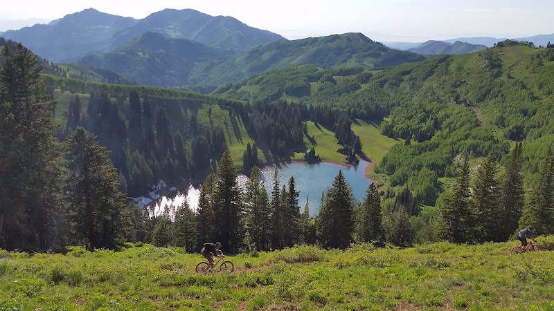 Mountain Lakeside Adventure at Lake Desolation - Lake Desolation