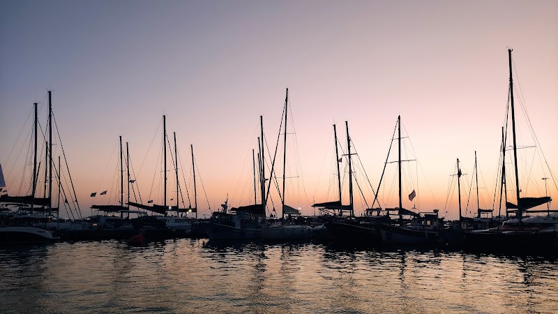 Scenic Marina Vlyhada in Santorini - Vlyhada Μarina