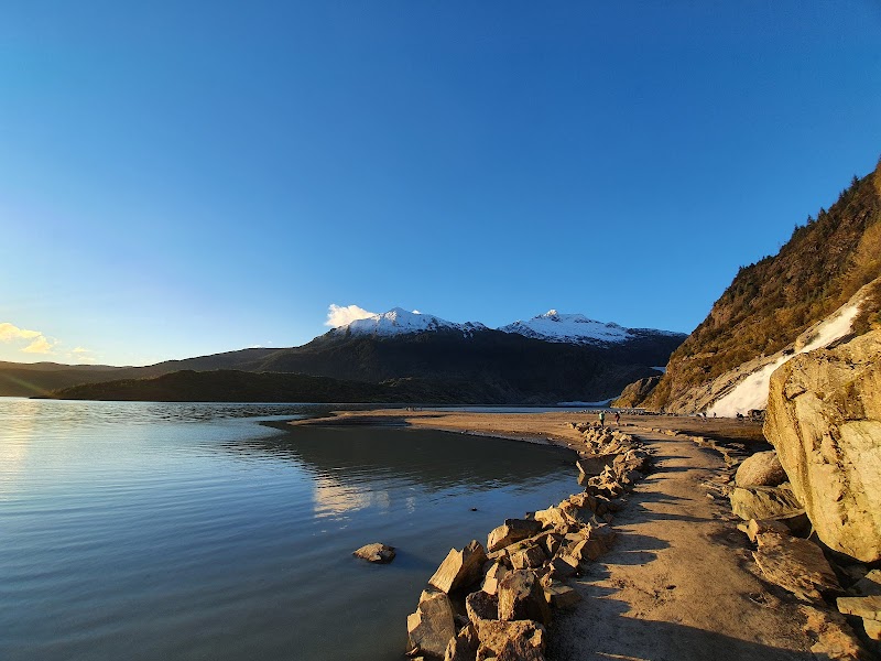 Glacial Wonder in Juneau: Mendenhall Glacier (Áakʼw Tʼáak Sítʼ) - Mendenhall Glacier (Áakʼw Tʼáak Sítʼ)