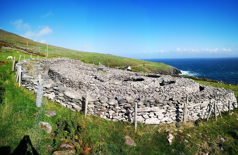 Ancient Stone Fort at Cashel Murphy near Dingle, Kerry - Cashel Murphy